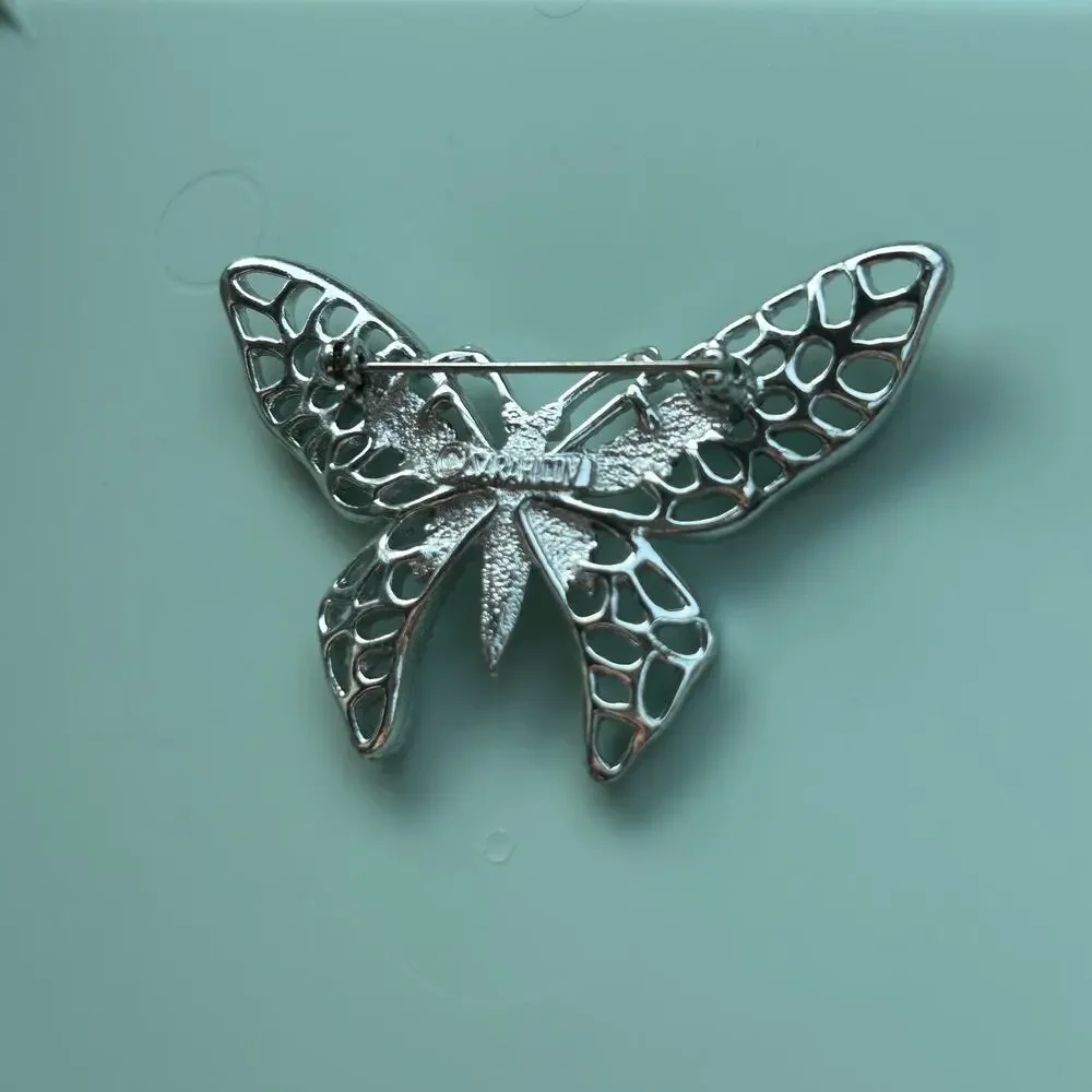 Vintage Signed Sarah Coventry Silver Tone Butterfly Brooch